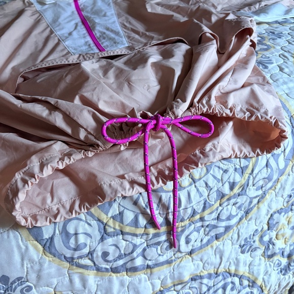 Nike Icon clash  packable pullover beige jacket , XL - Picture 12 of 15